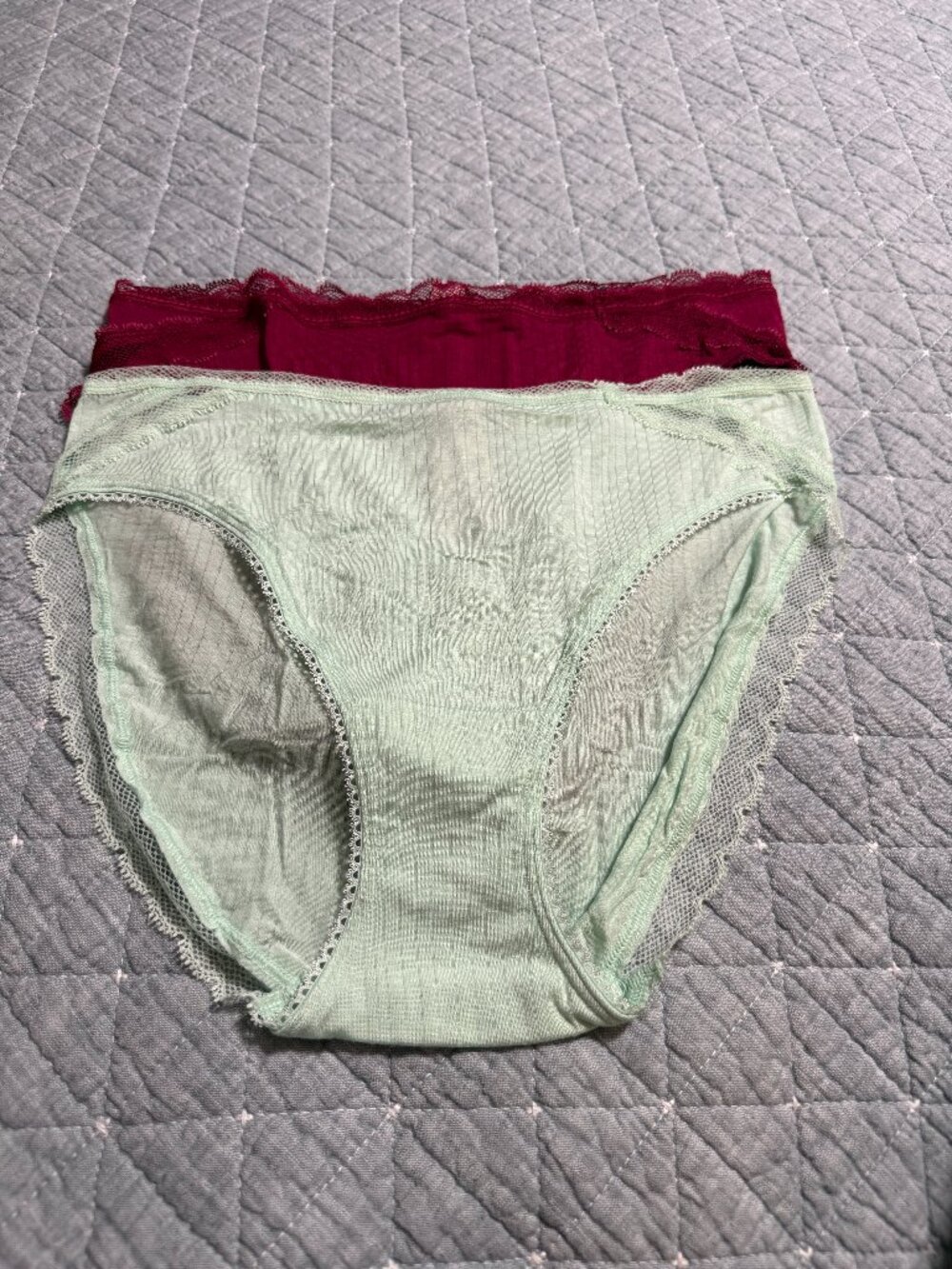 Victoria's Secret High-Leg Brief Lot of 2 Pink/Light Green Size Large NWT